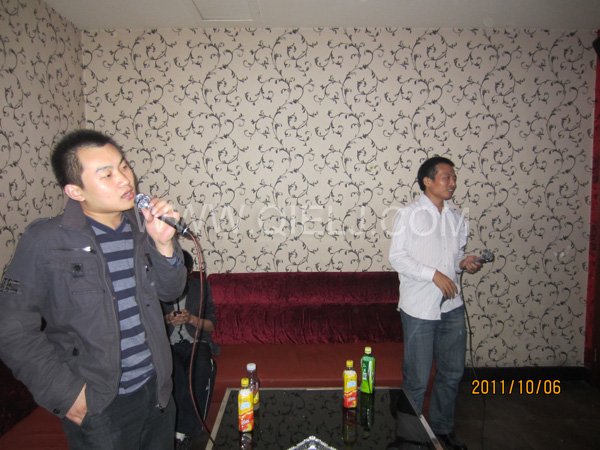 2011年10月，鄭州企鵝糧油機(jī)械有限公司--外貿(mào)部，十一國慶節(jié)團(tuán)體活動(dòng)！(圖8)