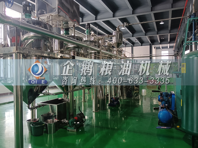 企鵝牌茶籽油雙螺桿榨油機(jī)，用心制造獲得客戶認(rèn)可(圖5)